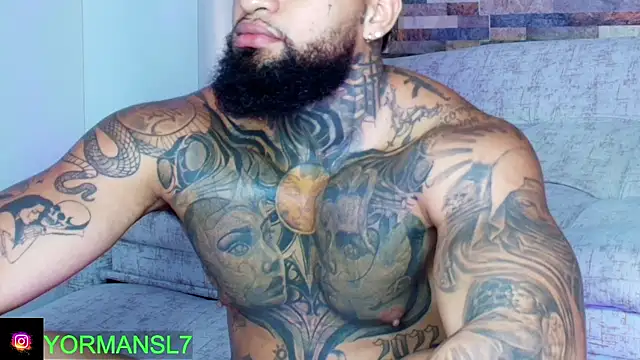 Snapshot of zaiin_diesel chatting on October 8, 11:36 am zaiin diesel online show from October 8, 11:36 am