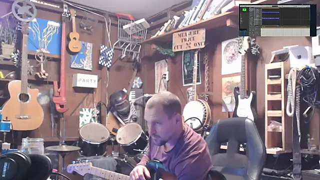 Snapshot of itsjameswebbscope chatting on October 23, 3:04 pm itsjameswebbscope online show from October 23, 3:04 pm