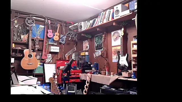 Snapshot of itsjameswebbscope chatting on March 5, 5:18 pm itsjameswebbscope online show from March 5, 5:18 pm