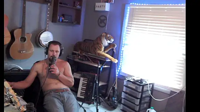 itsjameswebbscope online show from May 9, 6:09 pm