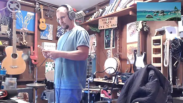 Snapshot of itsjameswebbscope chatting on October 24, 5:03 pm itsjameswebbscope online show from October 24, 5:03 pm