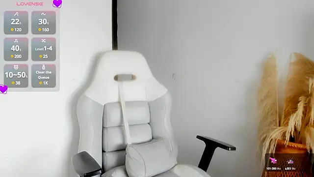 Snapshot of -Sofii_ chatting on March 3, 7:23 pm -Sofii online show from March 3, 7:23 pm