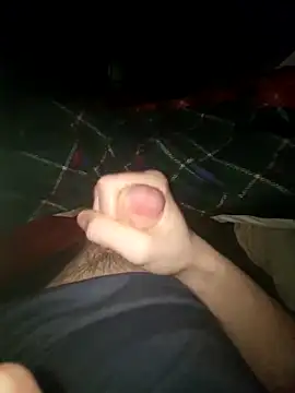 SoloExploder101 online show from April 4, 12:40 am