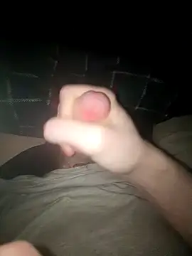 SoloExploder101 online show from March 11, 12:28 am