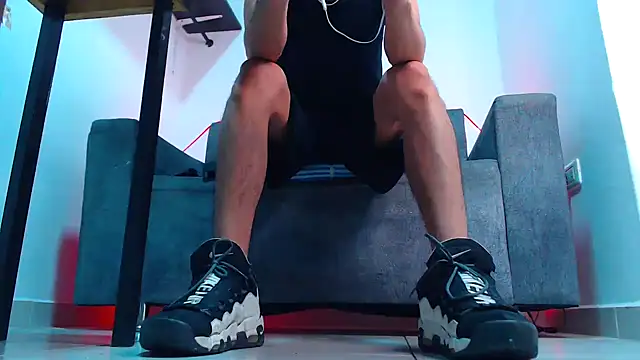 Snapshot of mastersmits chatting on October 15, 8:00 am mastersmits online show from October 15, 8:00 am