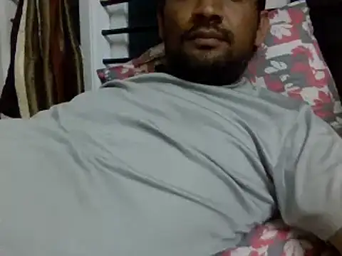 Snapshot of NiceBoy9099 chatting on February 1, 6:19 pm NiceBoy9099 online show from February 1, 6:19 pm