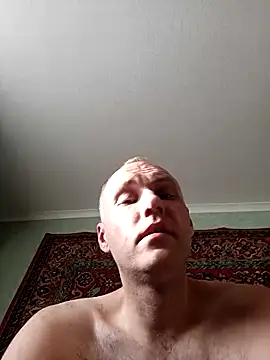 Snapshot of Pineapple04 chatting on October 3, 4:50 am Pineapple04 online show from October 3, 4:50 am
