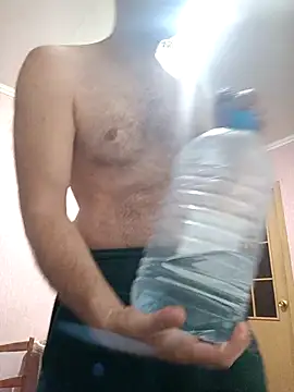 Snapshot of Pineapple04 chatting on October 29, 2:14 am Pineapple04 online show from October 29, 2:14 am