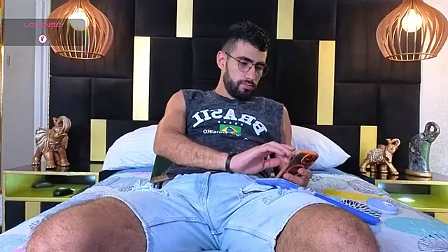 Snapshot of Ethan__Walker chatting on October 6, 7:18 pm Ethan Walker online show from October 6, 7:18 pm