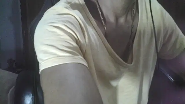 Snapshot of 20vEEr chatting on January 12, 8:25 pm 20vEEr online show from January 12, 8:25 pm
