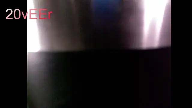 Snapshot of 20vEEr chatting on September 15, 12:02 am 20vEEr online show from September 15, 12:02 am