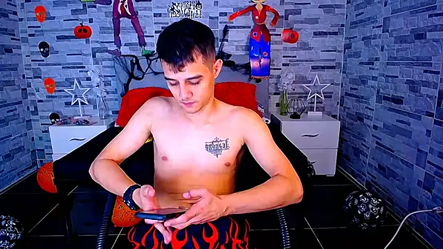 Snapshot of ADAM_HOT chatting on October 15, 8:49 pm ADAM HOT online show from October 15, 8:49 pm