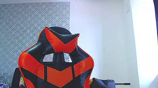 ADAM HOT online show from April 25, 4:15 pm