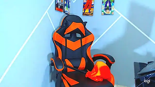 Snapshot of ADAM_HOT chatting on November 1, 3:21 am ADAM HOT online show from November 1, 3:21 am