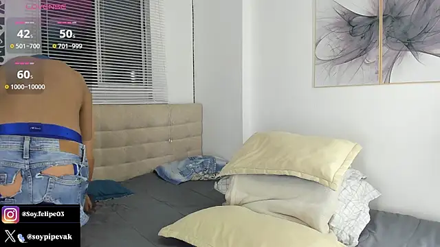 Snapshot of soyander03_ chatting on October 5, 10:30 am soyander03 online show from October 5, 10:30 am