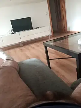 pana1978loco online show from December 15, 9:39 am