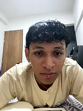 Snapshot of axel_ps chatting on October 1, 9:35 am axel ps online show from October 1, 9:35 am