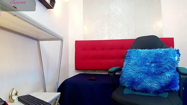 Snapshot of Andrey_u92 chatting on October 22, 8:45 pm Andrey u92 online show from October 22, 8:45 pm