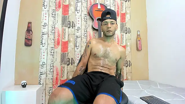 Snapshot of Andrey_u92 chatting on February 19, 8:41 pm Andrey u92 online show from February 19, 8:41 pm