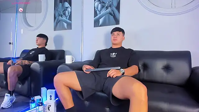 Cristopher strong online show from November 22, 12:49 pm