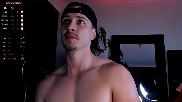 Snapshot of ADAM_BOUTON_ chatting on January 4, 1:31 pm ADAM BOUTON online show from January 4, 1:31 pm