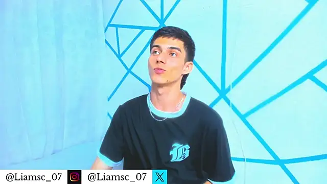 liam scott77 online show from November 6, 10:13 pm