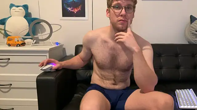 Snapshot of BlueEyedTallGuy94 chatting on December 9, 11:41 pm BlueEyedTallGuy94 online show from December 9, 11:41 pm