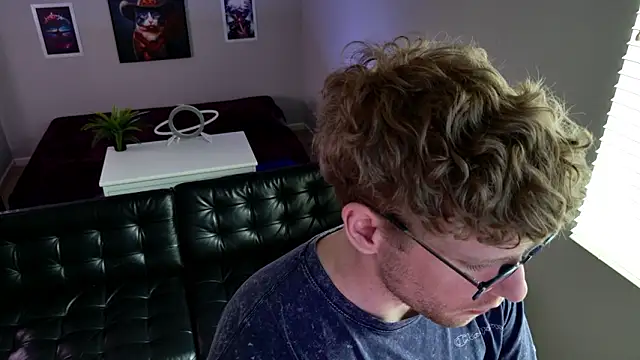 BlueEyedTallGuy94 online show from March 12, 9:11 pm