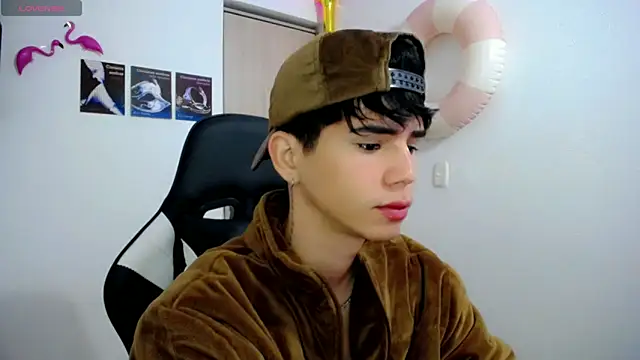 Snapshot of Tayson_Rivers chatting on September 15, 11:22 am Tayson Rivers online show from September 15, 11:22 am