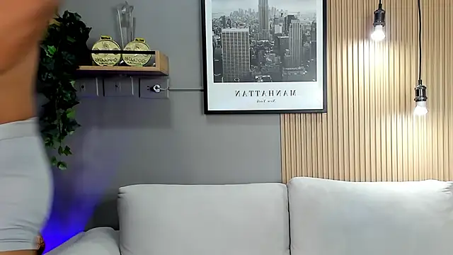 ApoloMakris online show from October 24, 8:10 pm