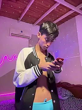 Mauuu18 online show from October 18, 2:38 am