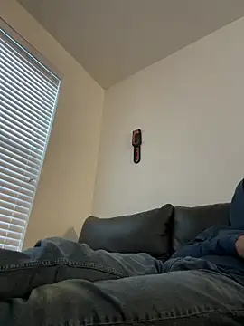 Snapshot of SmokingSloth chatting on February 23, 12:04 am SmokingSloth online show from February 23, 12:04 am