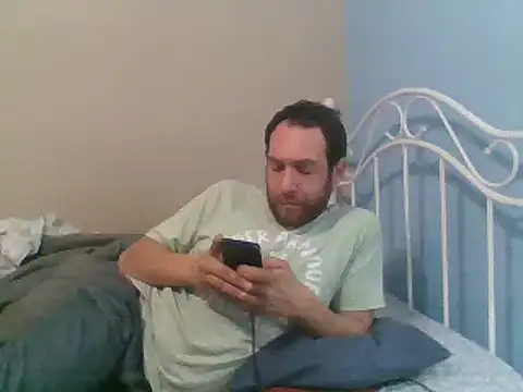 Snapshot of SmokingSloth chatting on January 26, 12:33 pm SmokingSloth online show from January 26, 12:33 pm