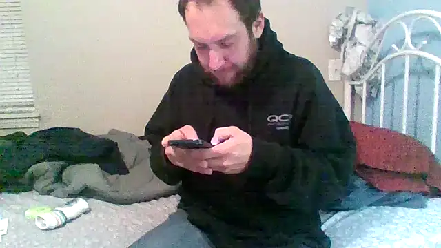Snapshot of SmokingSloth chatting on January 15, 12:04 pm SmokingSloth online show from January 15, 12:04 pm