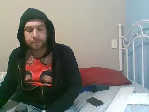 Snapshot of SmokingSloth chatting on February 10, 1:24 am SmokingSloth online show from February 10, 1:24 am