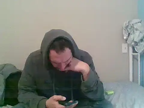 Snapshot of SmokingSloth chatting on January 3, 1:16 am SmokingSloth online show from January 3, 1:16 am