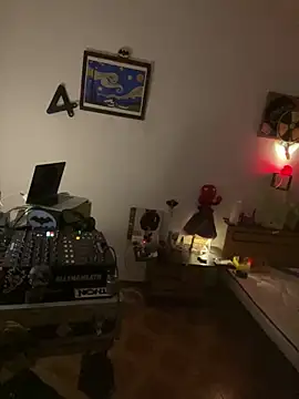 Snapshot of PutaNieves1983 chatting on September 9, 10:19 pm PutaNieves1983 online show from September 9, 10:19 pm