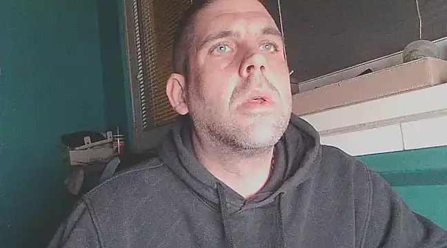 YouWantMe666 online show from February 18, 8:37 pm