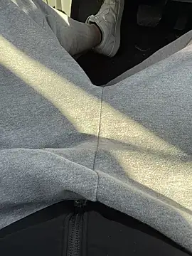 2ba303j online show from February 16, 8:40 pm