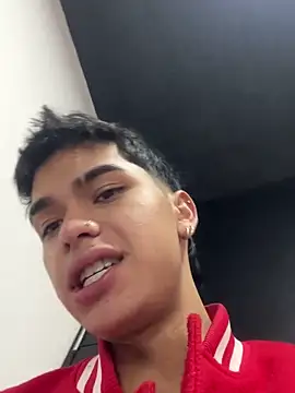 Snapshot of AndyPalmer_ chatting on January 21, 12:24 pm AndyPalmer online show from January 21, 12:24 pm