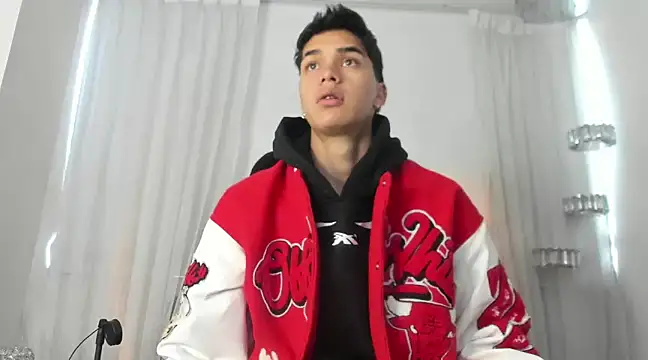 Snapshot of AndyPalmer_ chatting on December 30, 11:59 am AndyPalmer online show from December 30, 11:59 am