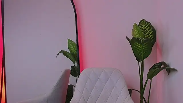 Snapshot of AndyPalmer_ chatting on September 15, 11:44 am AndyPalmer online show from September 15, 11:44 am
