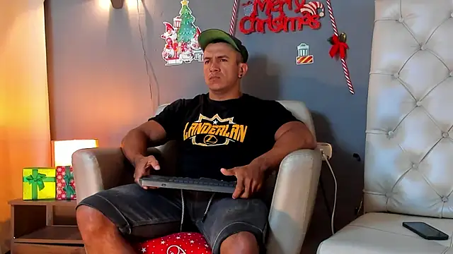 HerculesWheeler online show from December 24, 2:01 pm