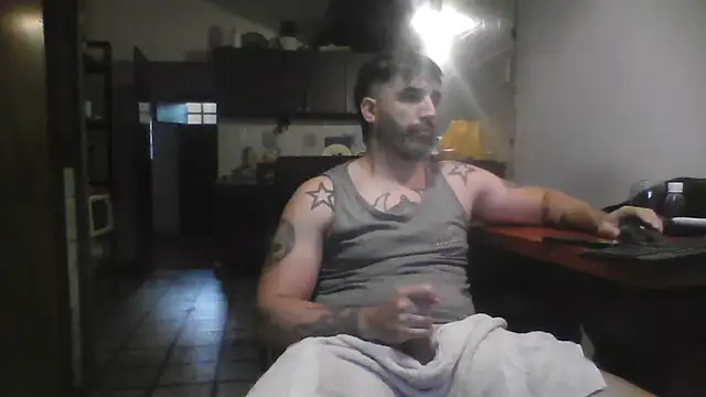 ozzypsico13 online show from November 28, 9:38 pm