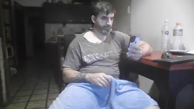 ozzypsico13 online show from November 19, 3:06 am