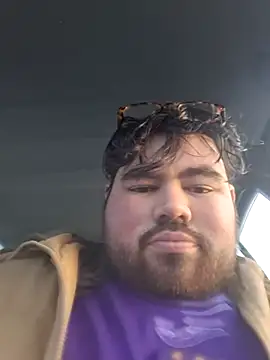 thefrenchhogan29 online show from February 10, 4:47 pm