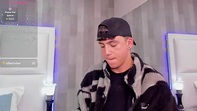 Snapshot of BrannTaylor chatting on September 26, 4:05 pm BrannTaylor online show from September 26, 4:05 pm