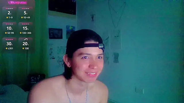 Snapshot of Andy_gray chatting on February 28, 10:52 am Andy gray online show from February 28, 10:52 am