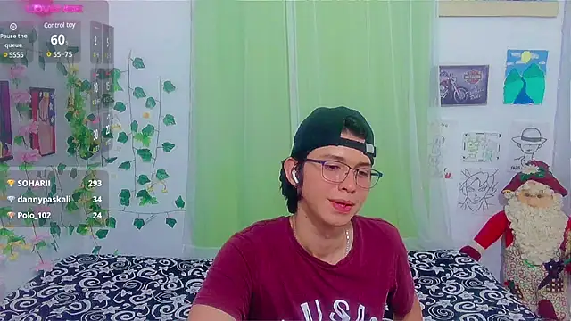 Snapshot of Andy_gray chatting on January 11, 7:59 pm Andy gray online show from January 11, 7:59 pm
