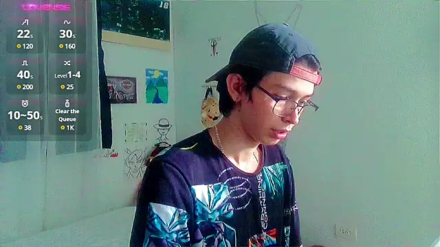 Snapshot of Andy_gray chatting on December 2, 6:19 pm Andy gray online show from December 2, 6:19 pm